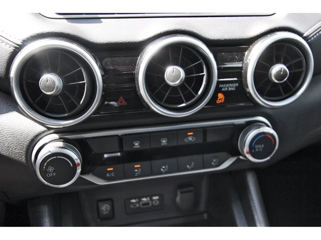 Used 2024 Nissan Sentra SV FWD image 12
