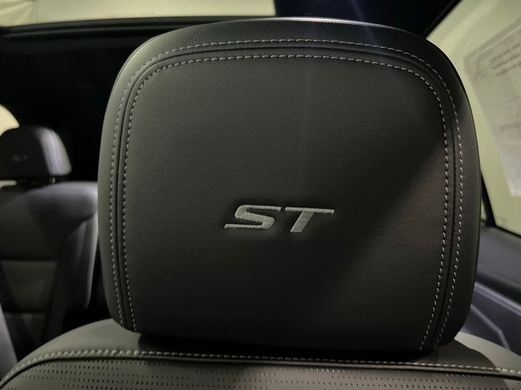 New 2026 Buick Enclave Sport Touring w/ Power Package image 28