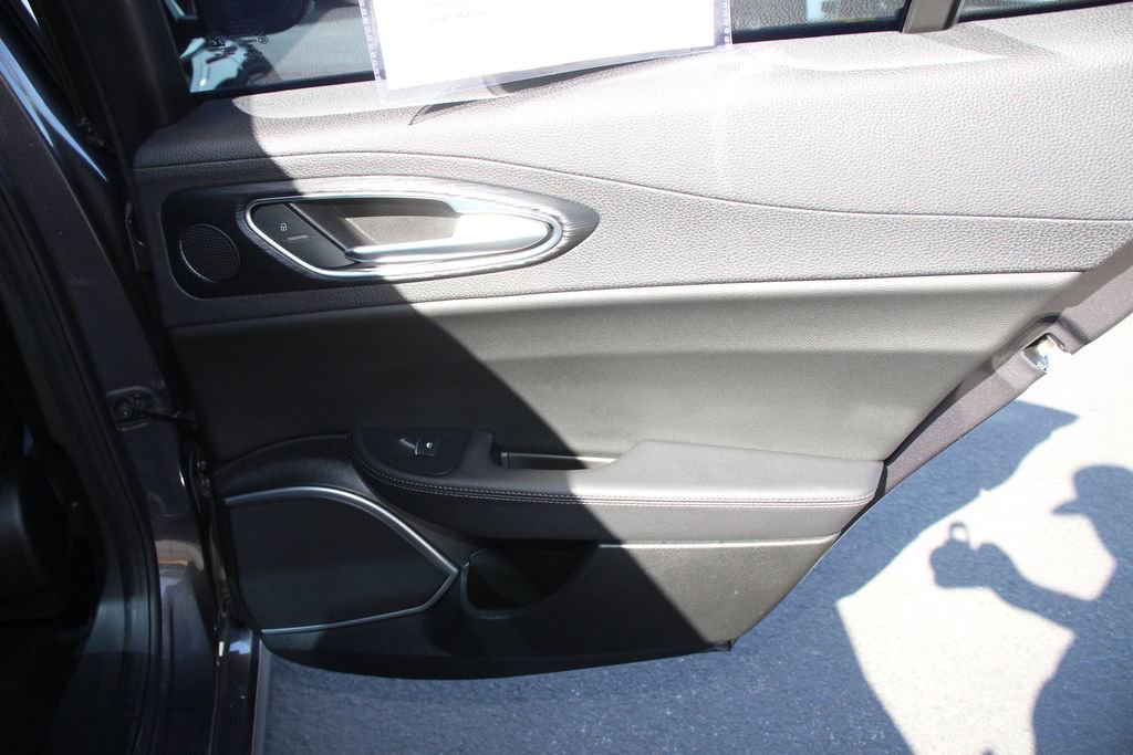 Used 2021 Alfa Romeo Giulia Sprint RWD image 24