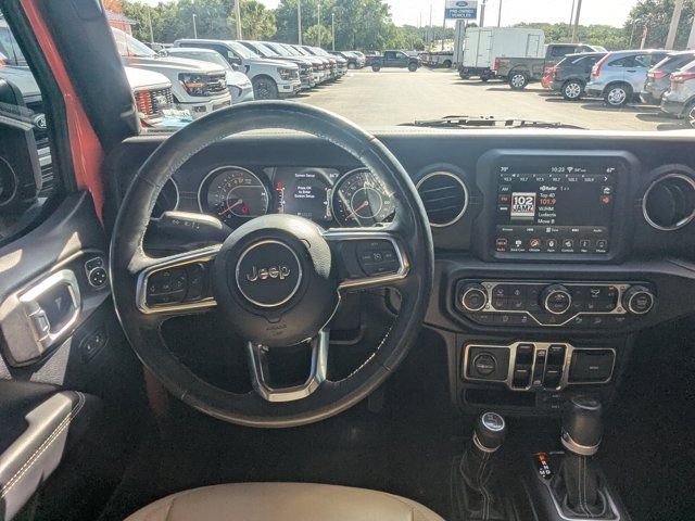 Used 2019 Jeep Wrangler Unlimited Sahara AWD/4WD image 14