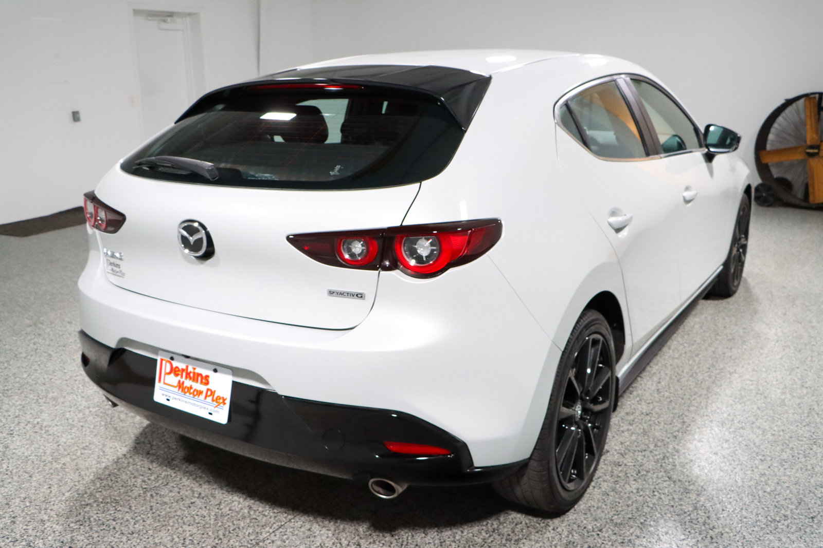 Used 2024 MAZDA MAZDA3 s image 7