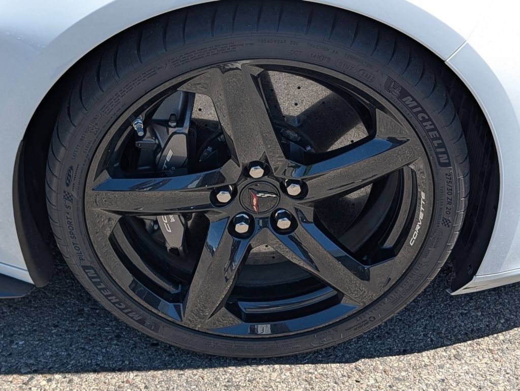 Used 2024 Chevrolet Corvette E-Ray AWD/4WD image 18