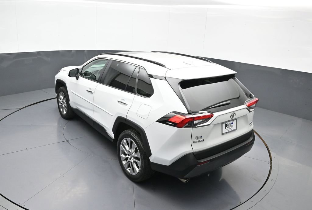 Used 2023 Toyota RAV4 Limited AWD/4WD image 41