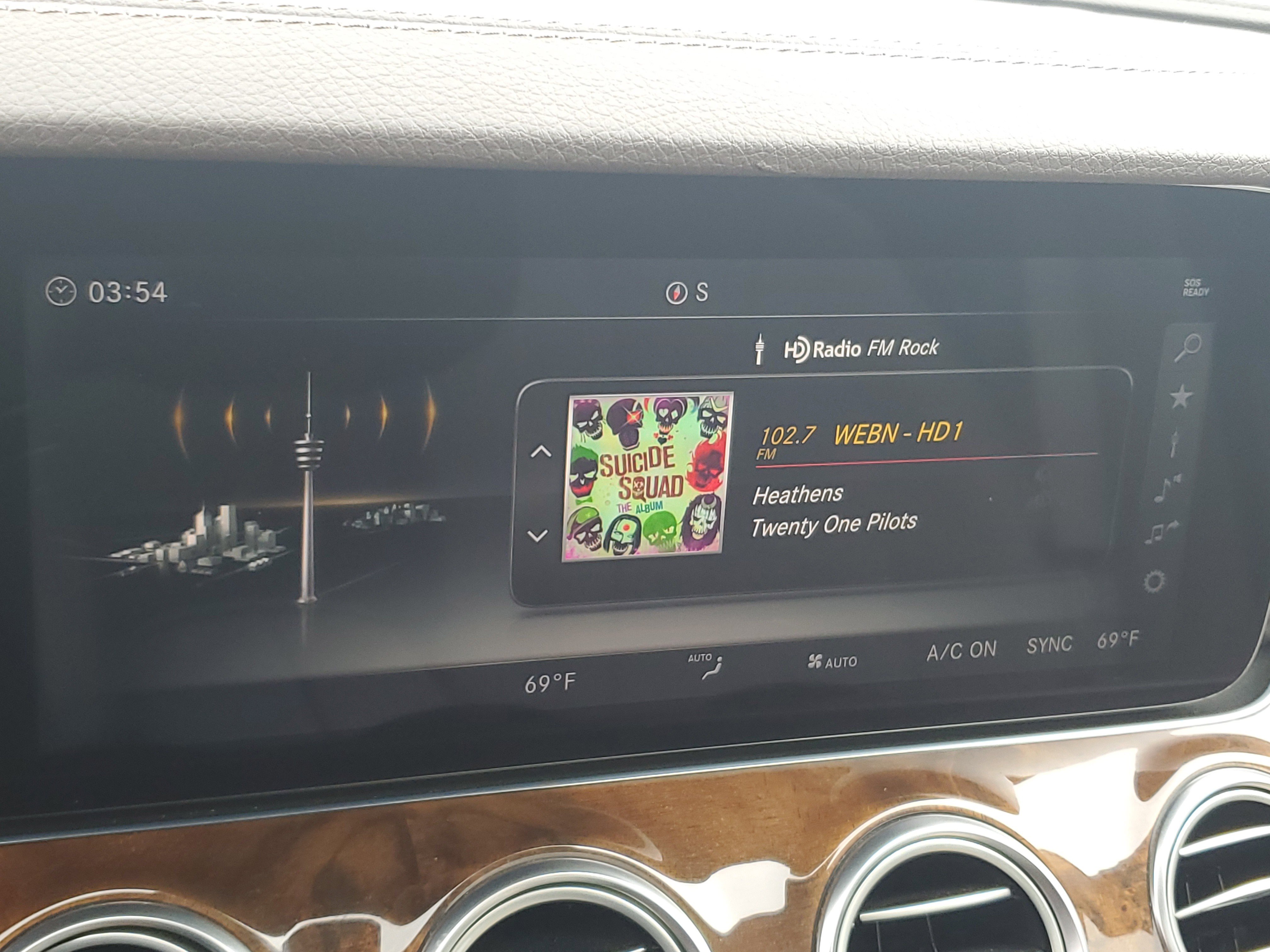 Used 2018 Mercedes-Benz E 300 4MATIC image 27
