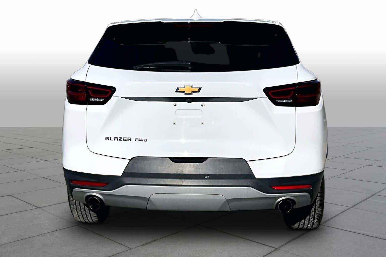 Used 2025 Chevrolet Blazer LT AWD/4WD image 4
