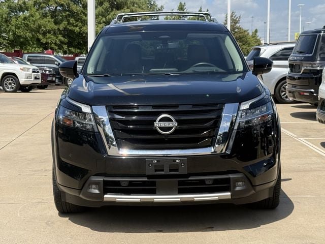 Used 2023 Nissan Pathfinder Platinum w/ Cargo Package AWD/4WD image 7