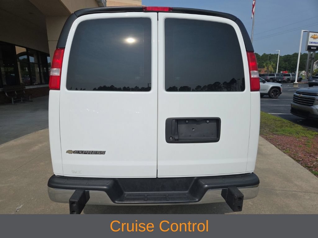 Used 2024 Chevrolet Express 2500 w/ Driver Convenience Package RWD image 5