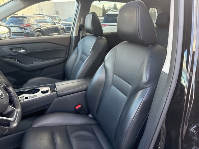 Certified 2023 Nissan Rogue SV w/ SV Premium Package image 18