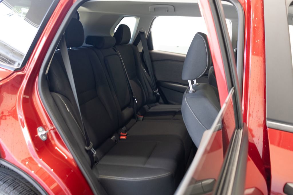 Used 2023 Nissan Rogue S image 22