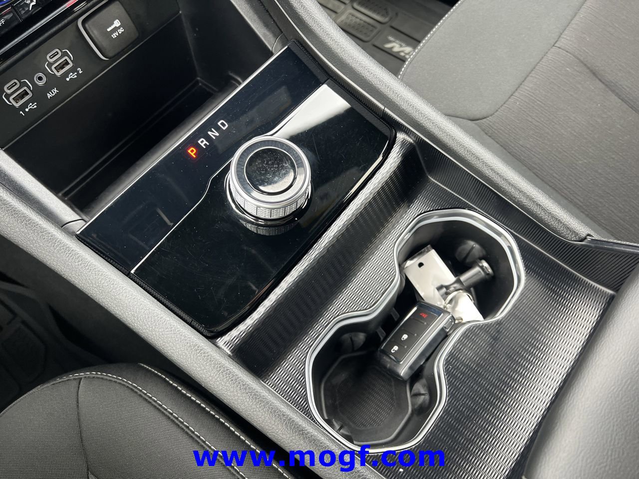 Used 2024 Jeep Grand Cherokee L Laredo AWD/4WD image 11