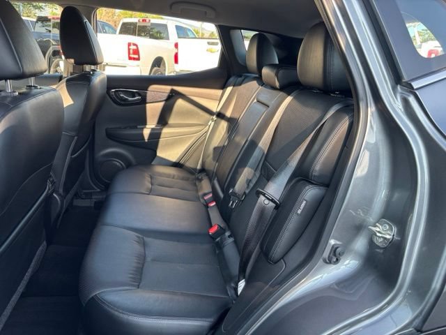 Used 2022 Nissan Rogue Sport SL AWD/4WD image 17
