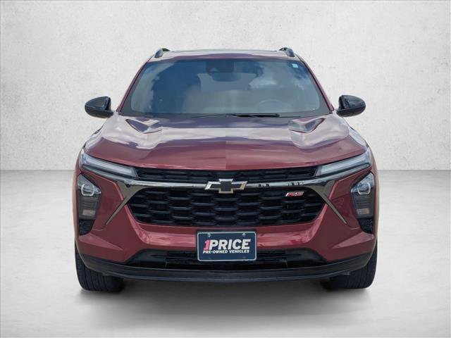 Used 2025 Chevrolet Trax RS w/ Sunroof Package FWD video 2