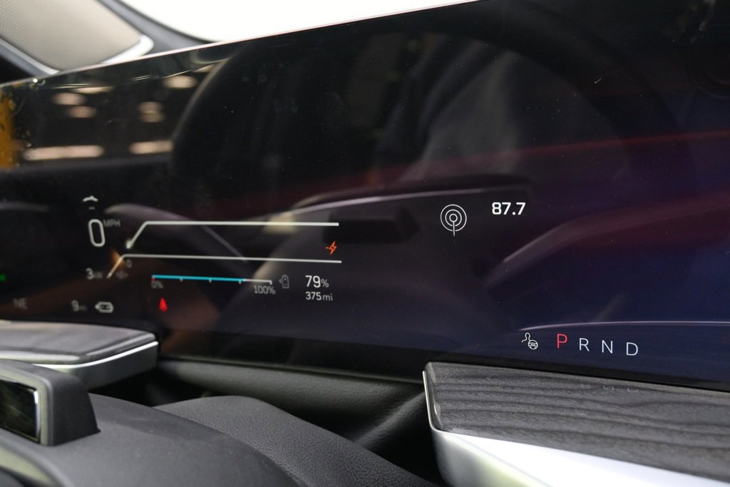 New 2025 Cadillac Escalade IQ Luxury 2 image 26