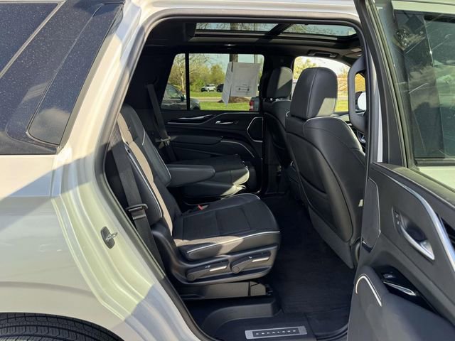Used 2022 Cadillac Escalade Sport w/ Touring Package AWD/4WD image 12
