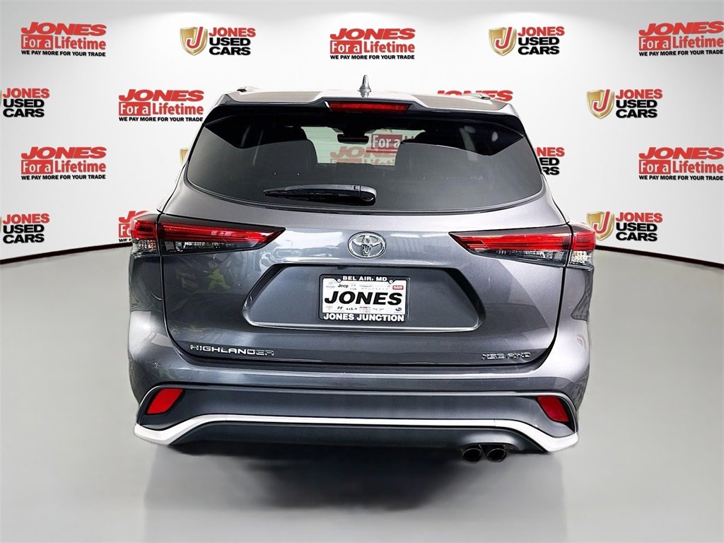 Certified 2023 Toyota Highlander XSE image 17