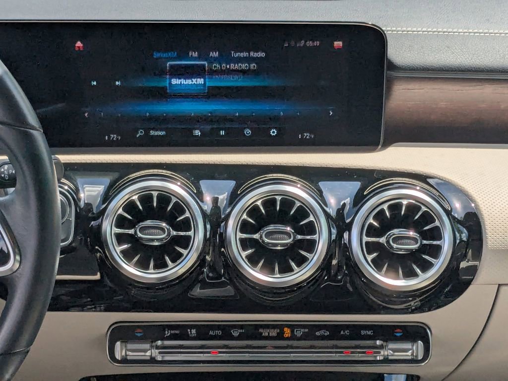 Certified 2023 Mercedes-Benz CLA 250 image 4