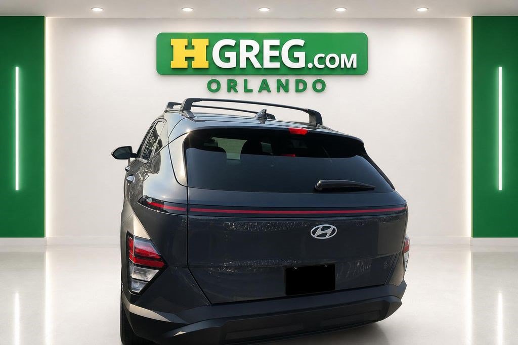 Used 2024 Hyundai Kona SEL w/ Convenience Package FWD image 8