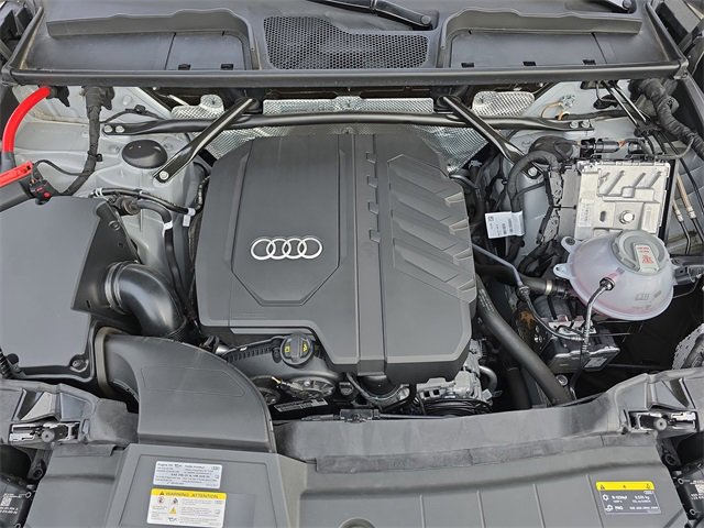 Certified 2025 Audi Q5 2.0T Premium w/ Convenience Plus Package image 34