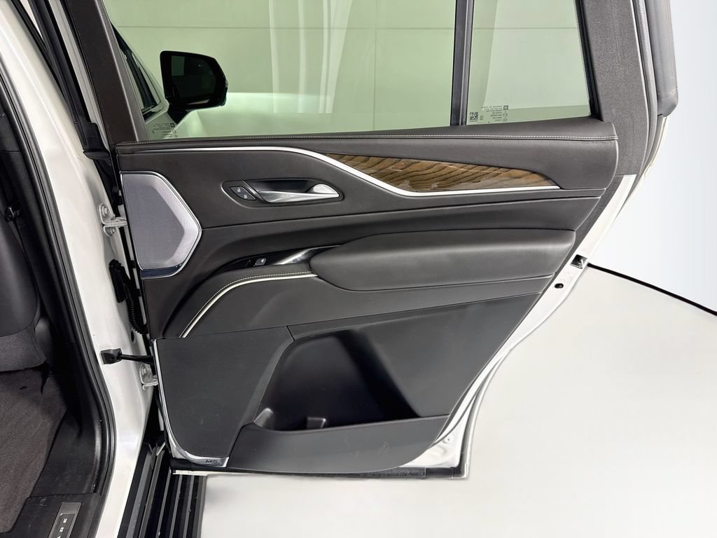 Used 2024 Cadillac Escalade Sport Platinum w/ LPO, ONYX Package AWD/4WD image 28
