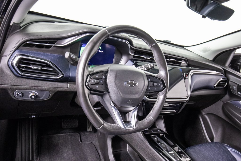 Used 2022 Chevrolet Bolt EUV Premier image 17