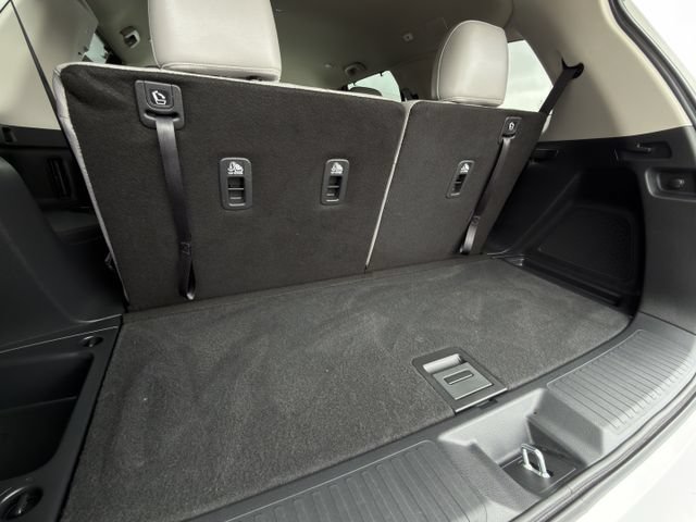 Used 2025 Honda Pilot EX-L image 27