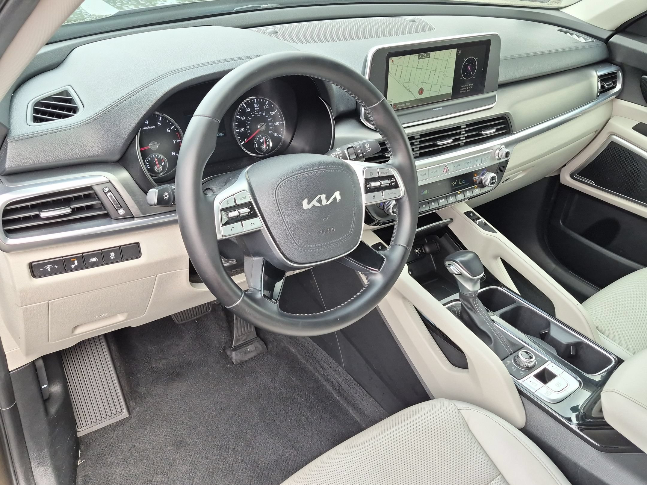 Used 2022 Kia Telluride S AWD/4WD image 9