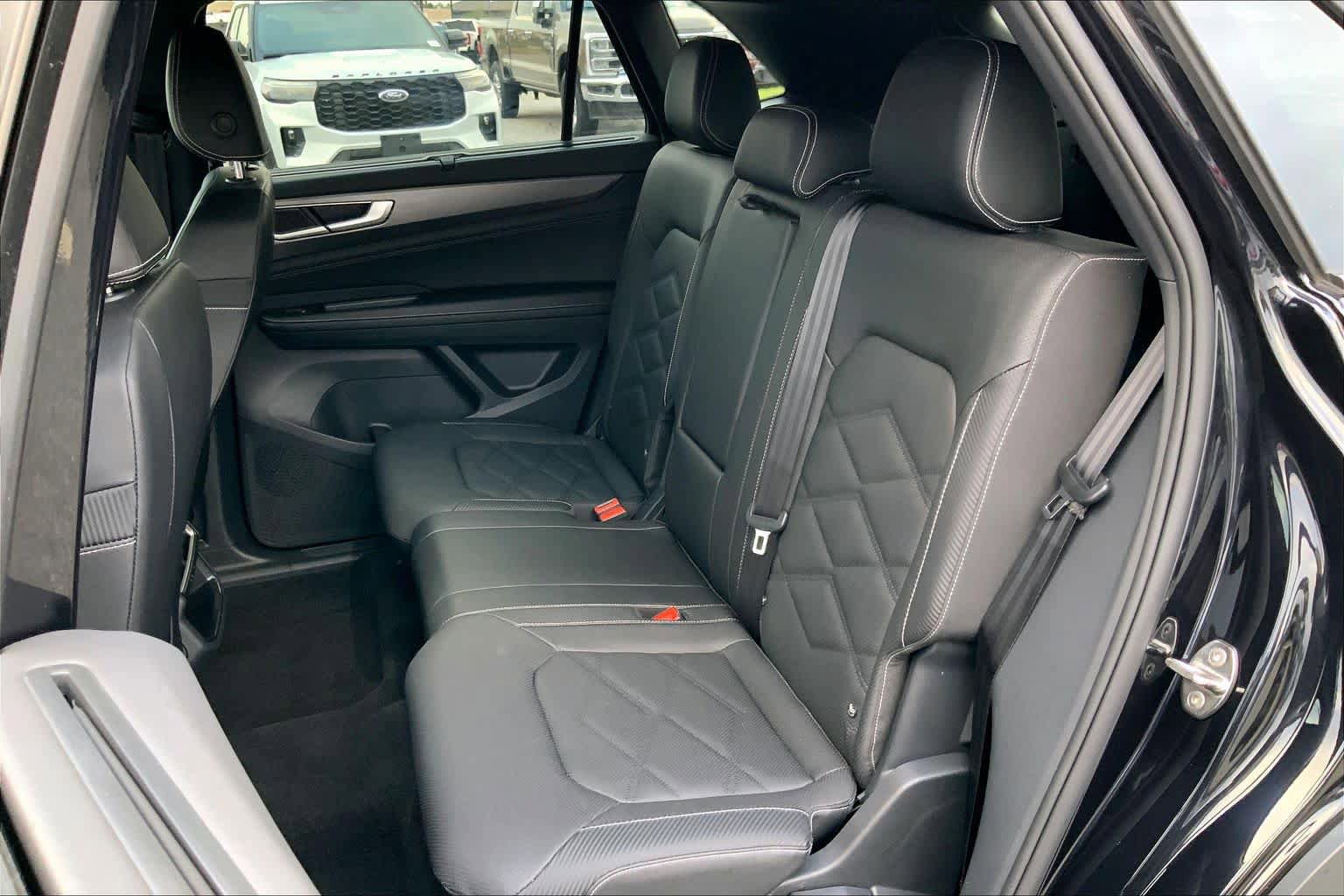 Used 2026 Volkswagen Atlas Cross Sport SE FWD image 19