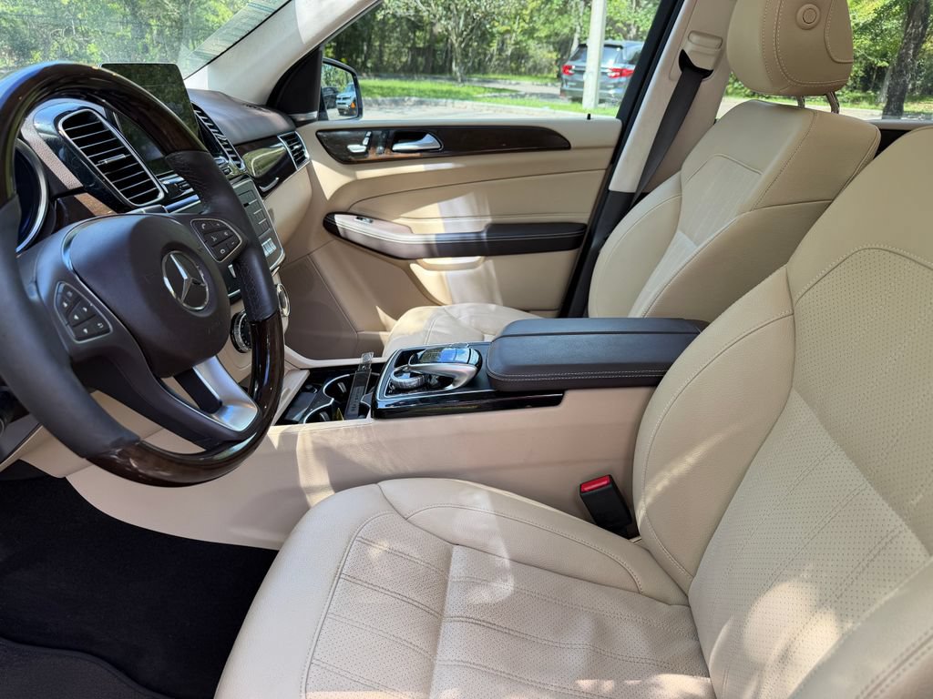 Used 2018 Mercedes-Benz GLE 350 image 17
