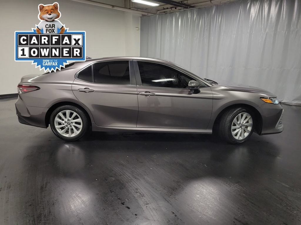 Used 2023 Toyota Camry LE FWD image 9