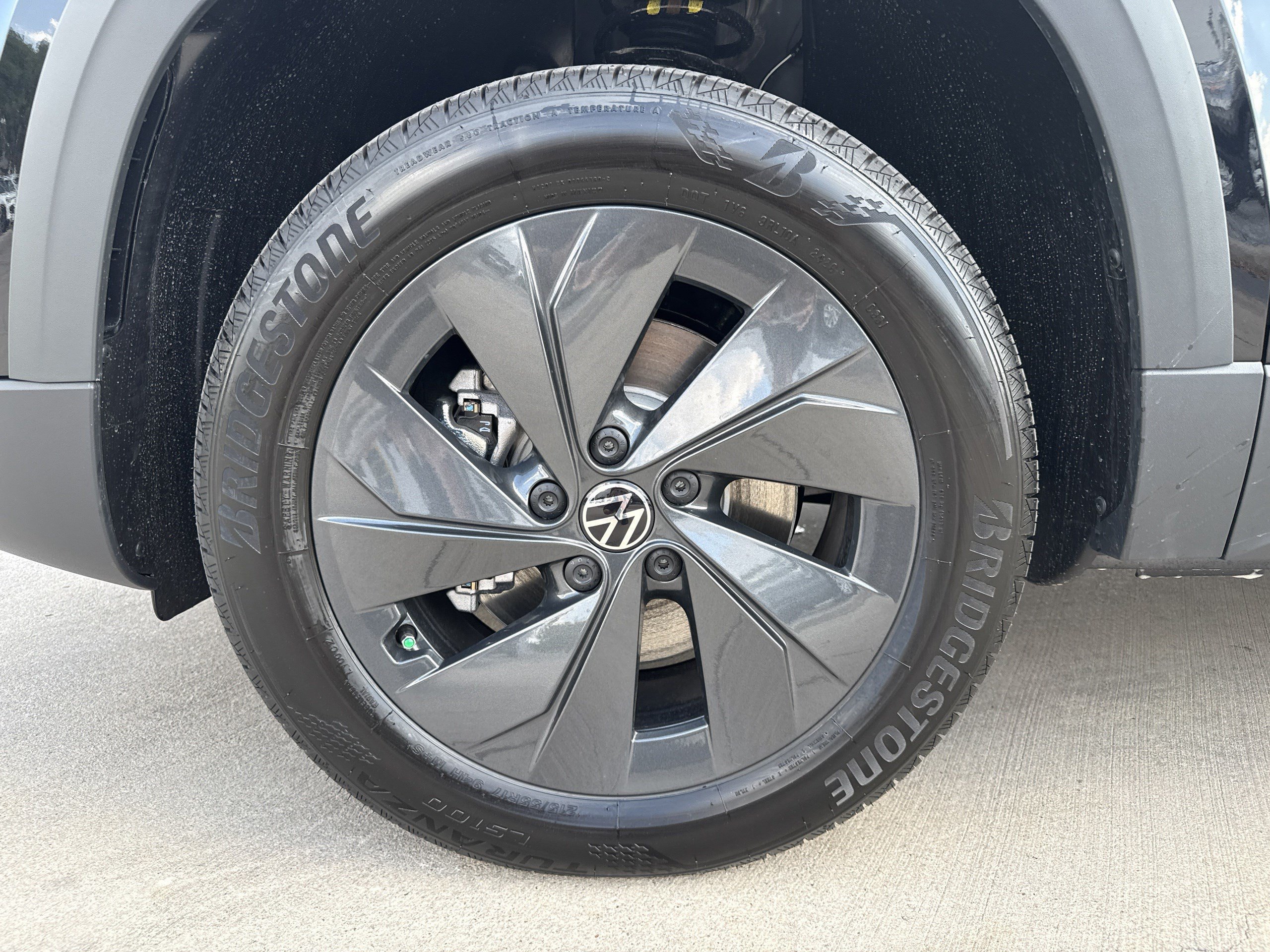 New 2027 Volkswagen Taos S FWD image 25