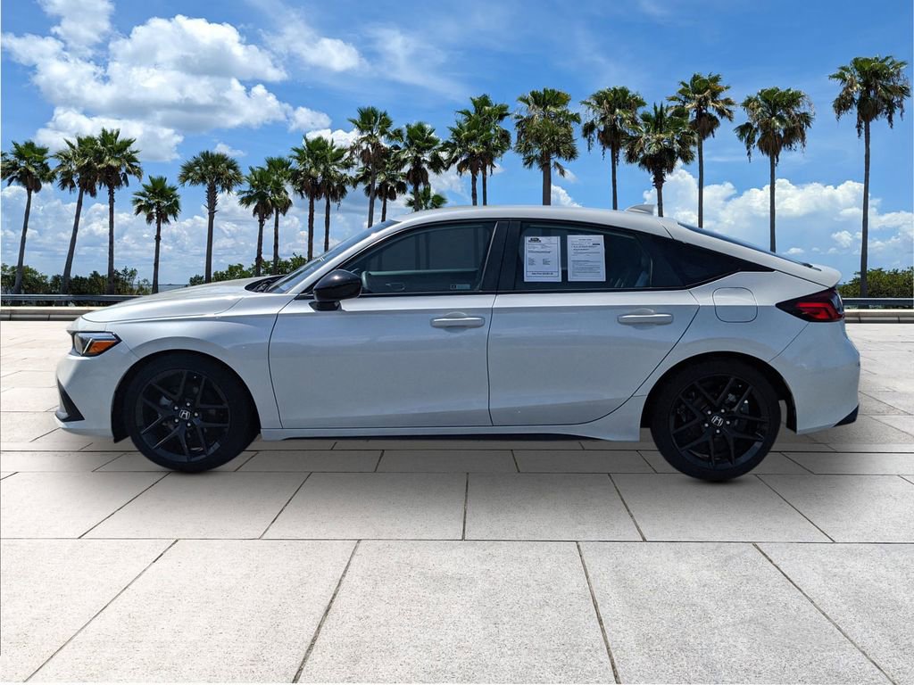 Used 2024 Honda Civic Sport image 4