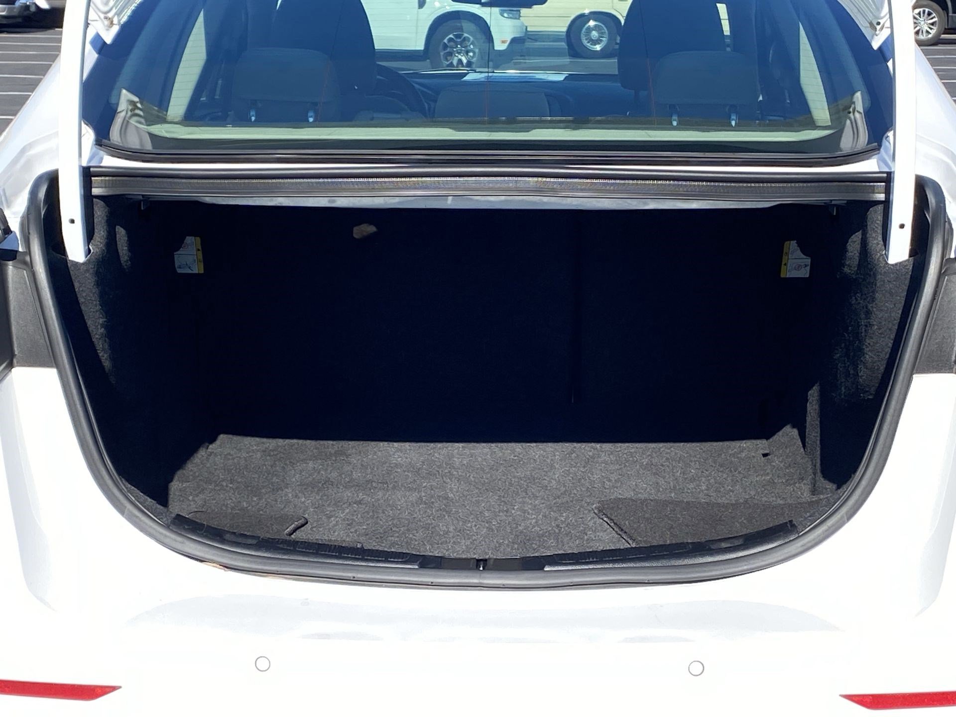 Used 2019 Ford Fusion SE image 28