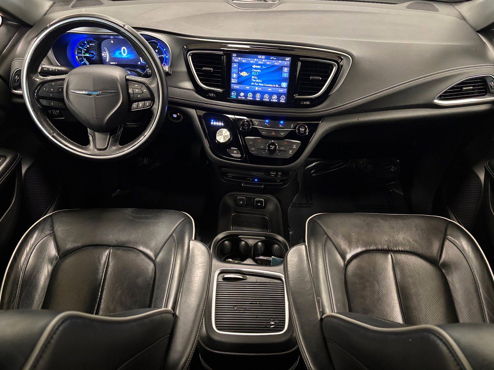 Used 2019 Chrysler Pacifica Limited w/ Advanced Safetytec Group FWD image 14