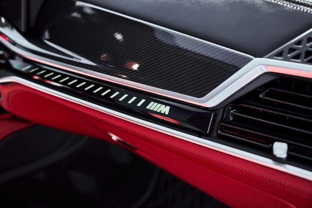 Used 2026 BMW X6 M Competition w/ Executive Package image 43