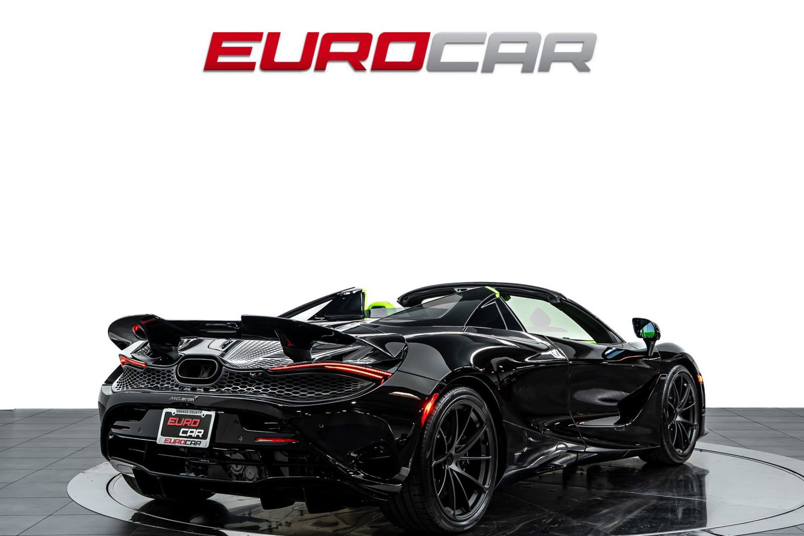 Used 2026 McLaren 750S Spider RWD image 6
