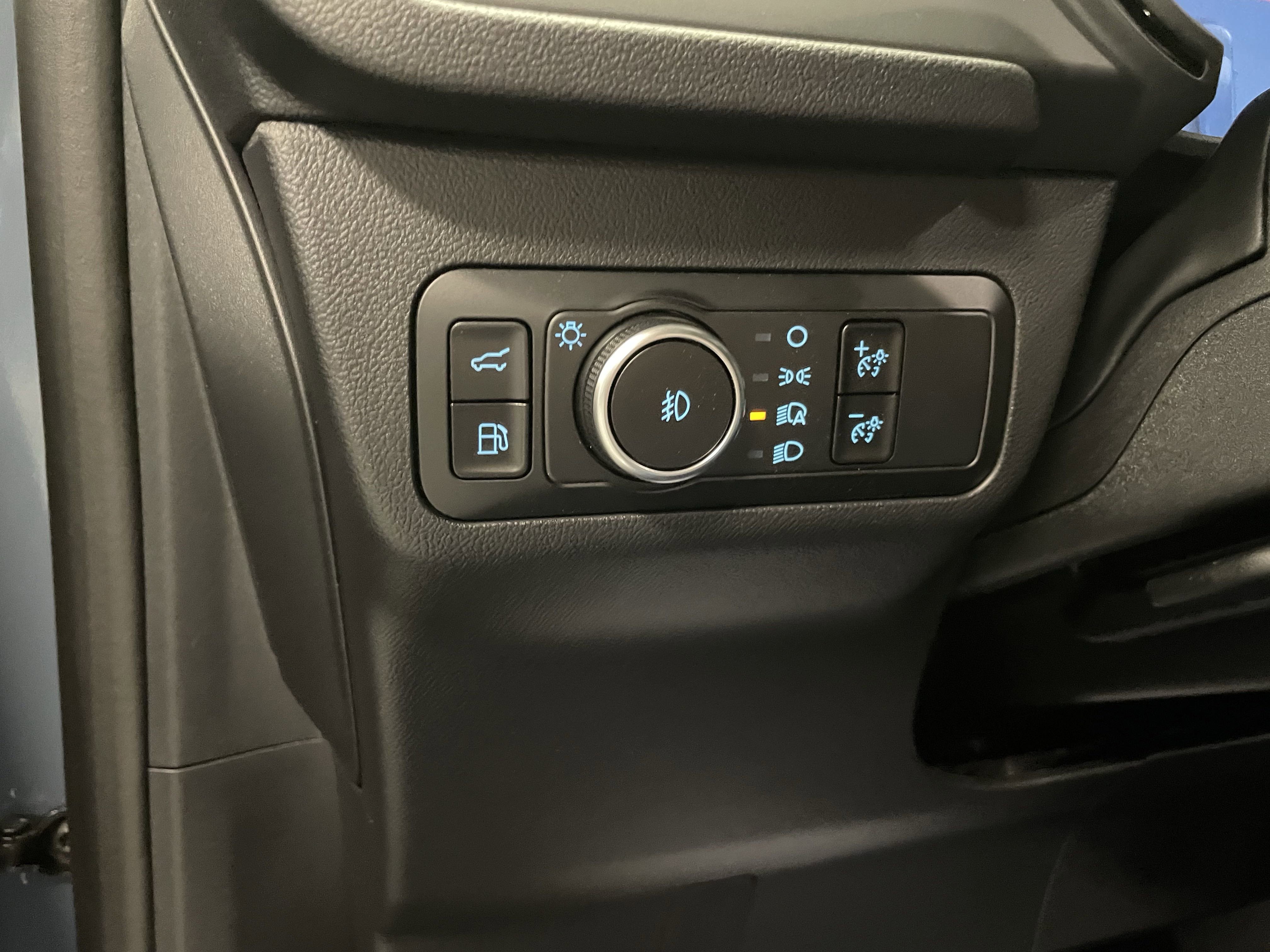 New 2025 Ford Escape ST-Line Elite w/ Tech Pack #1 image 19