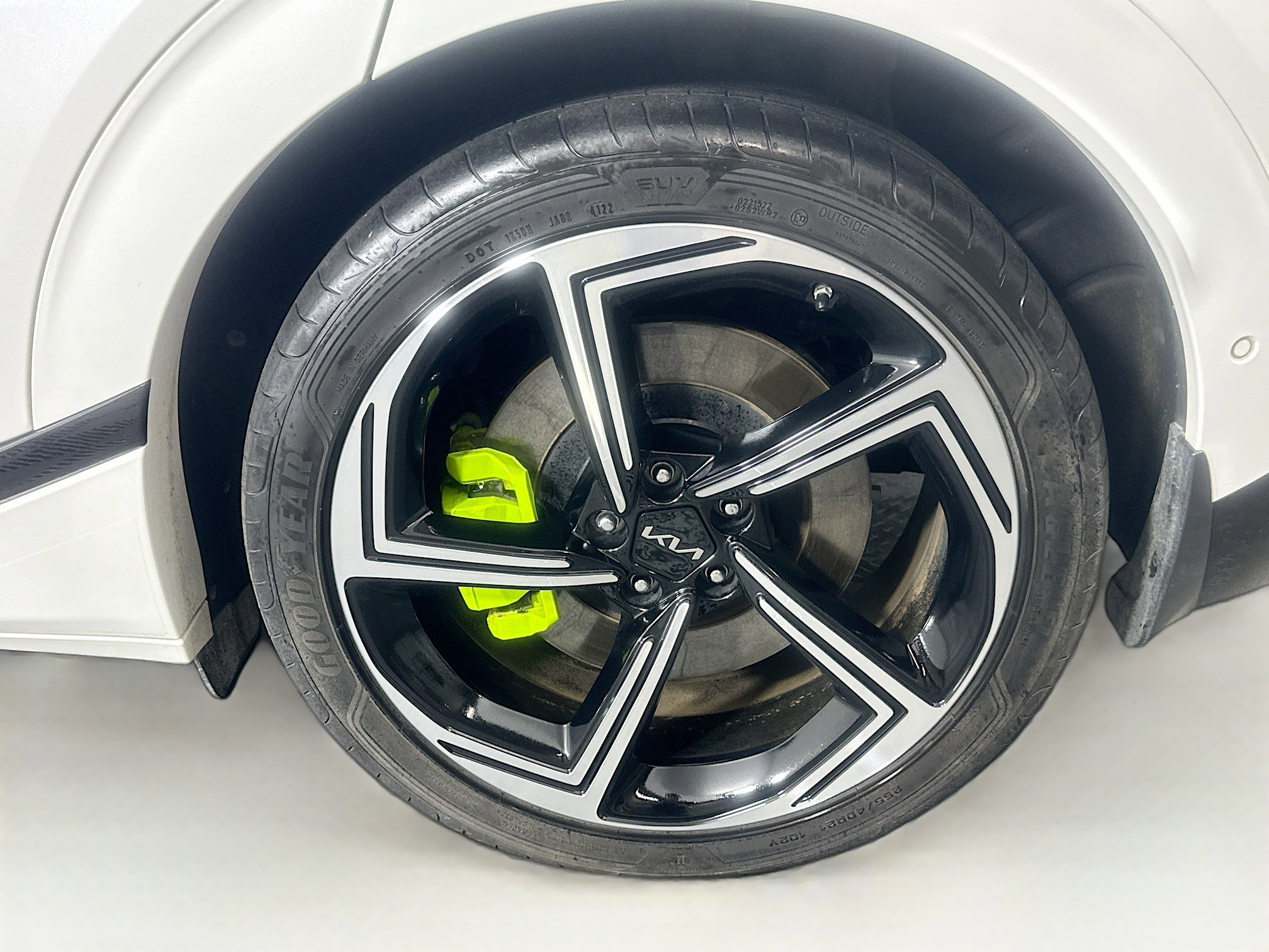 Used 2023 Kia EV6 GT image 11