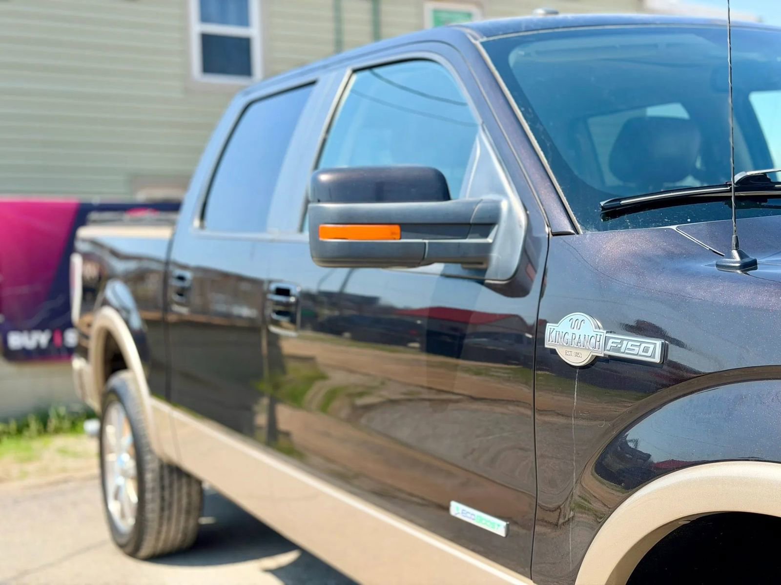 Used 2014 Ford F150 King Ranch w/ King Ranch Luxury Package image 4