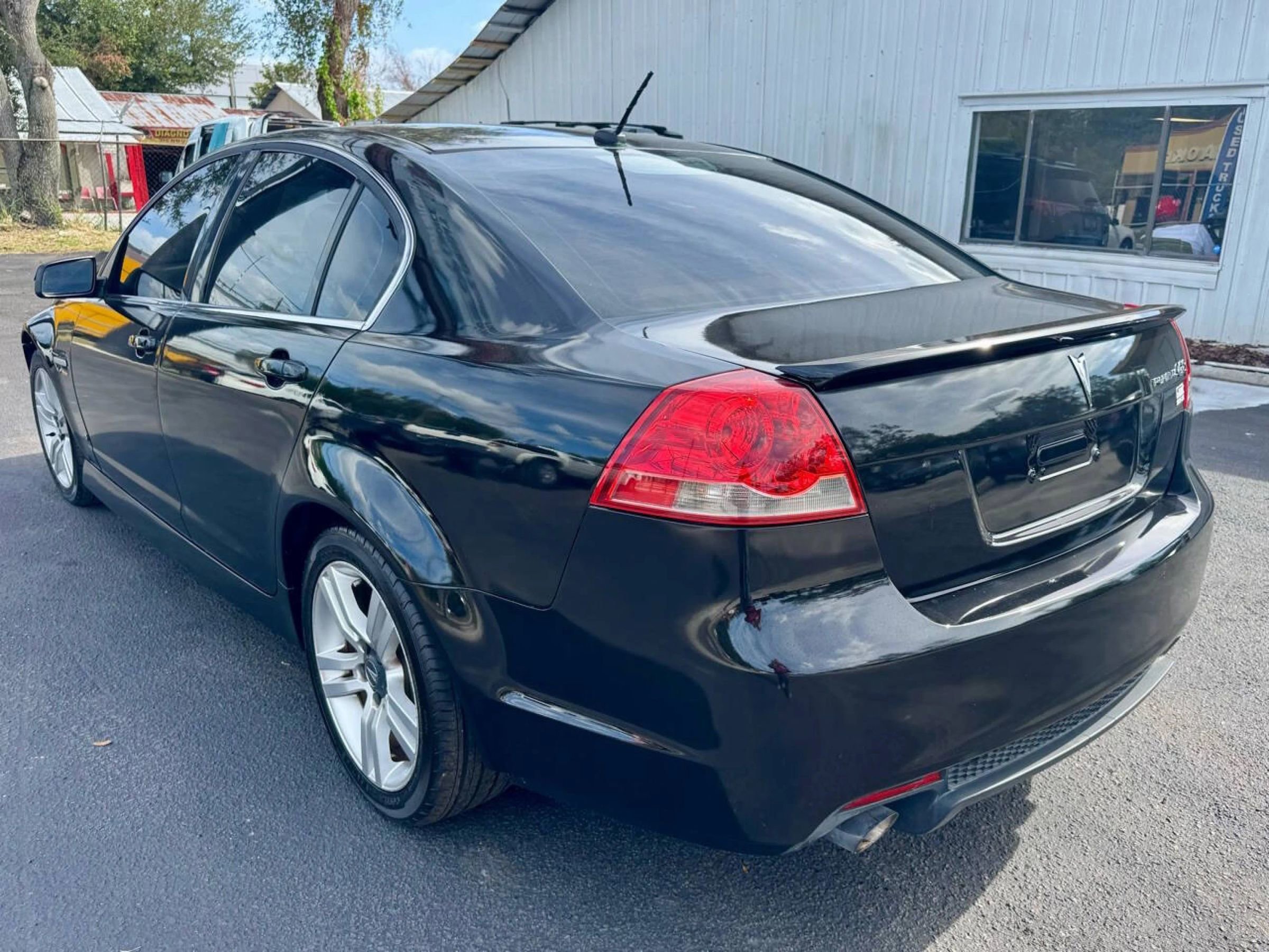 Used 2008 Pontiac G8 w/ Premium Package image 11