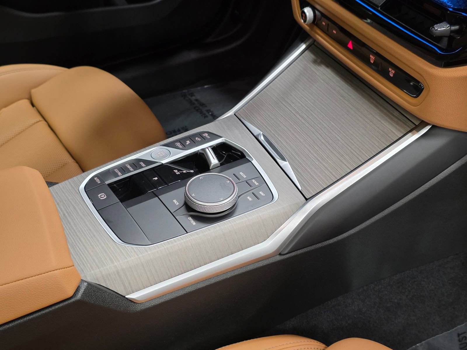 Used 2025 BMW 330i xDrive Sedan w/ Premium Package image 39