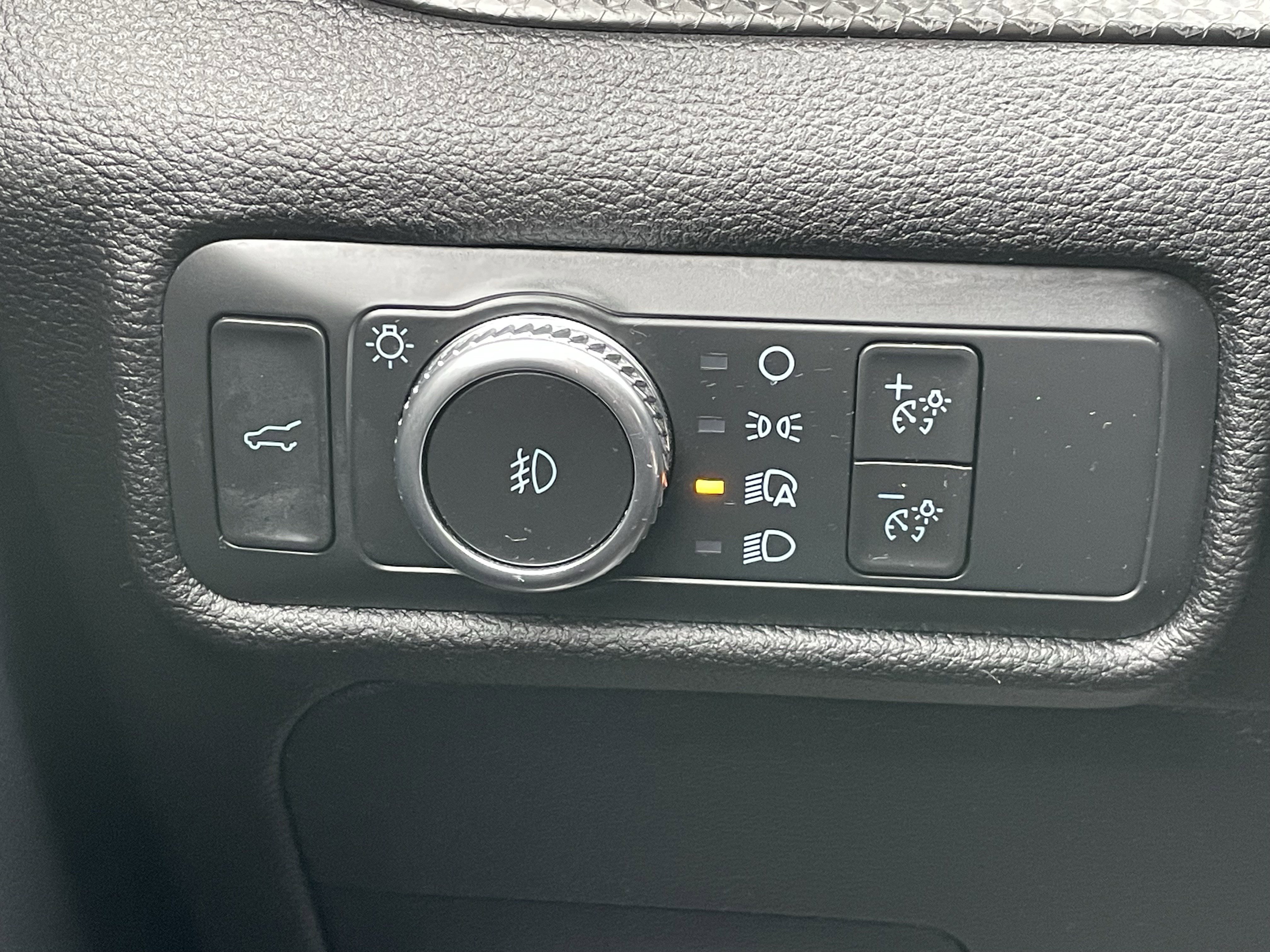 Certified 2022 Ford Explorer ST w/ Equipment Group 401A image 23