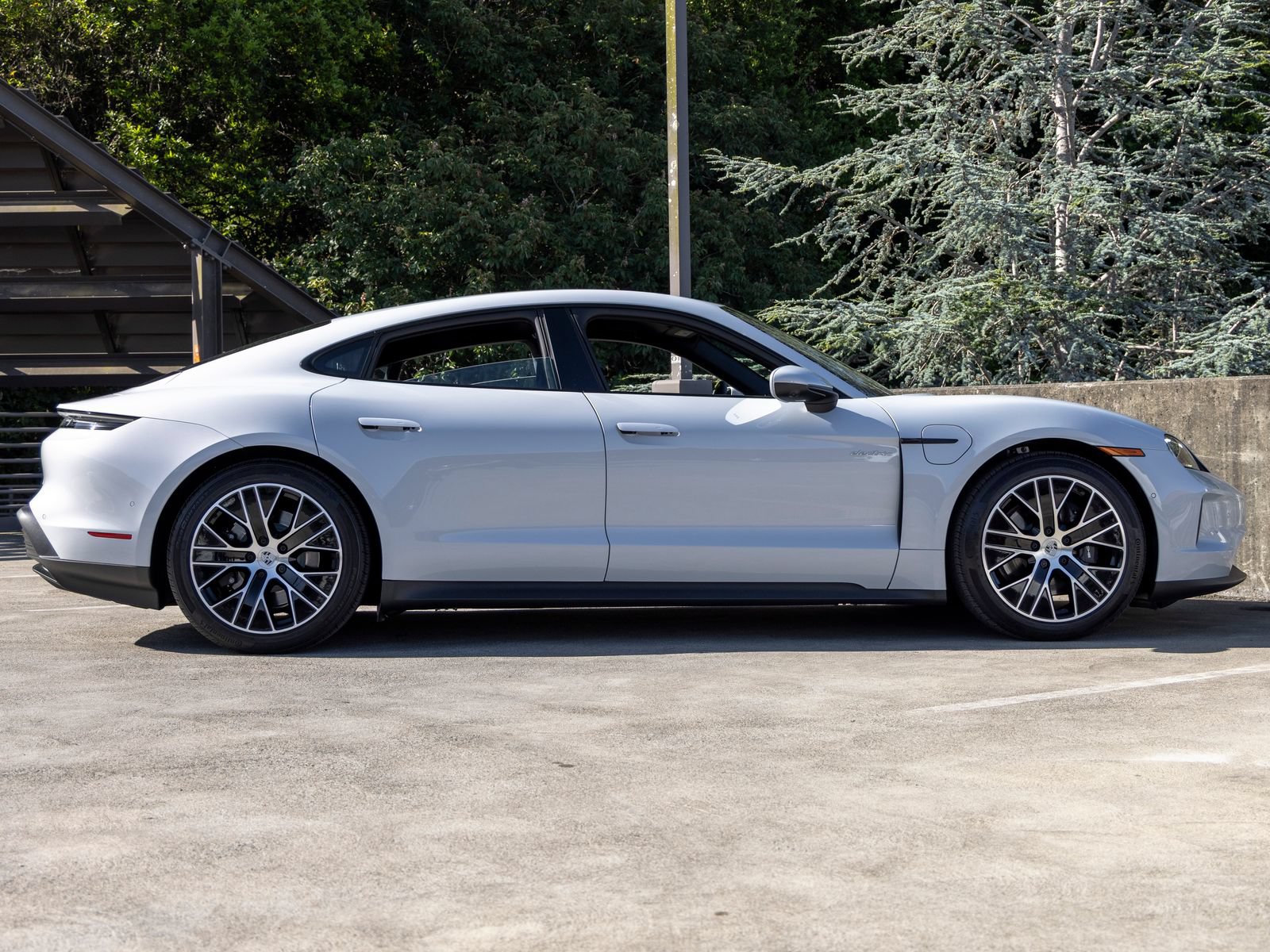 New 2026 Porsche Taycan AWD/4WD image 12