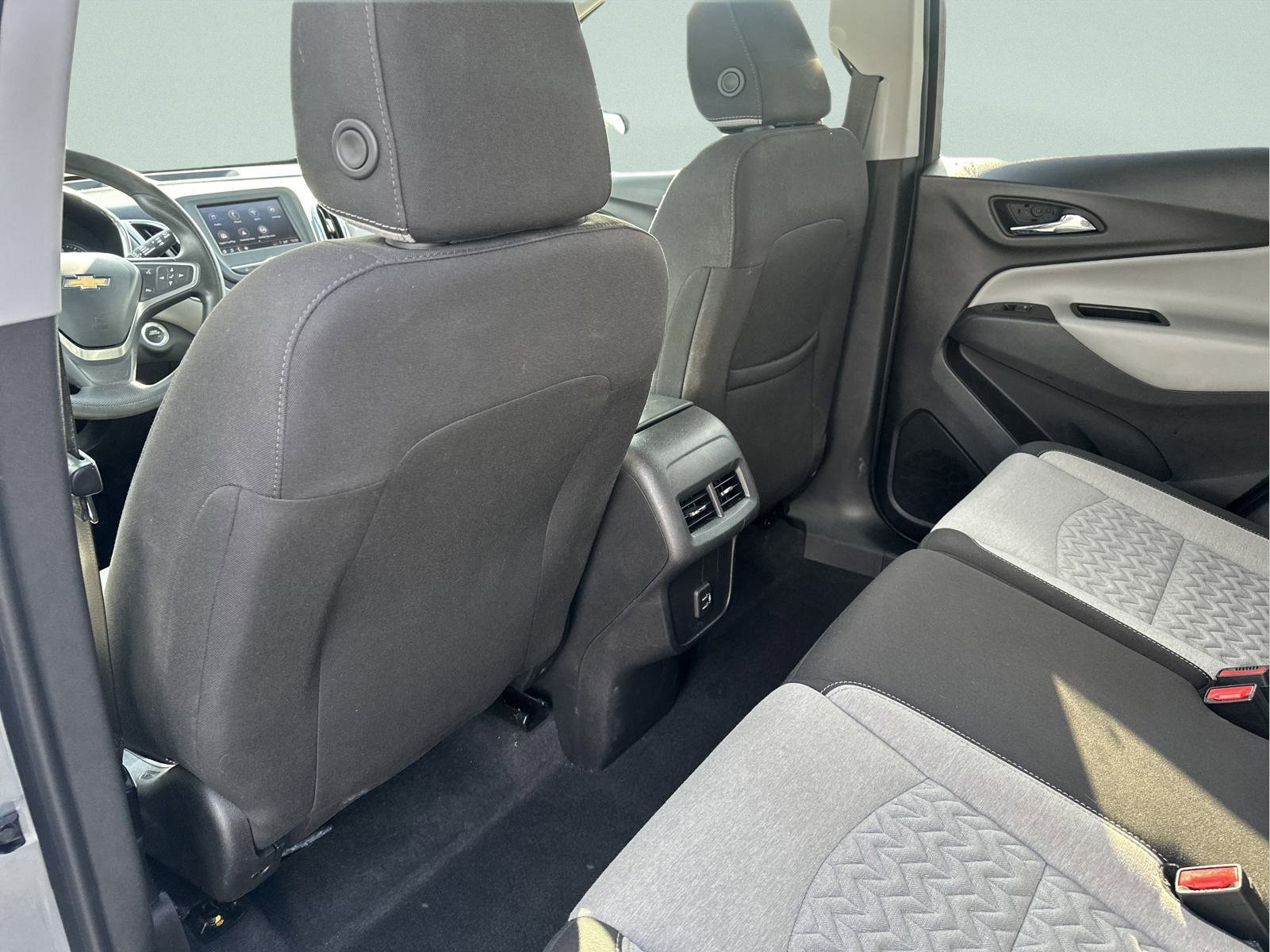 Used 2023 Chevrolet Equinox LT image 11
