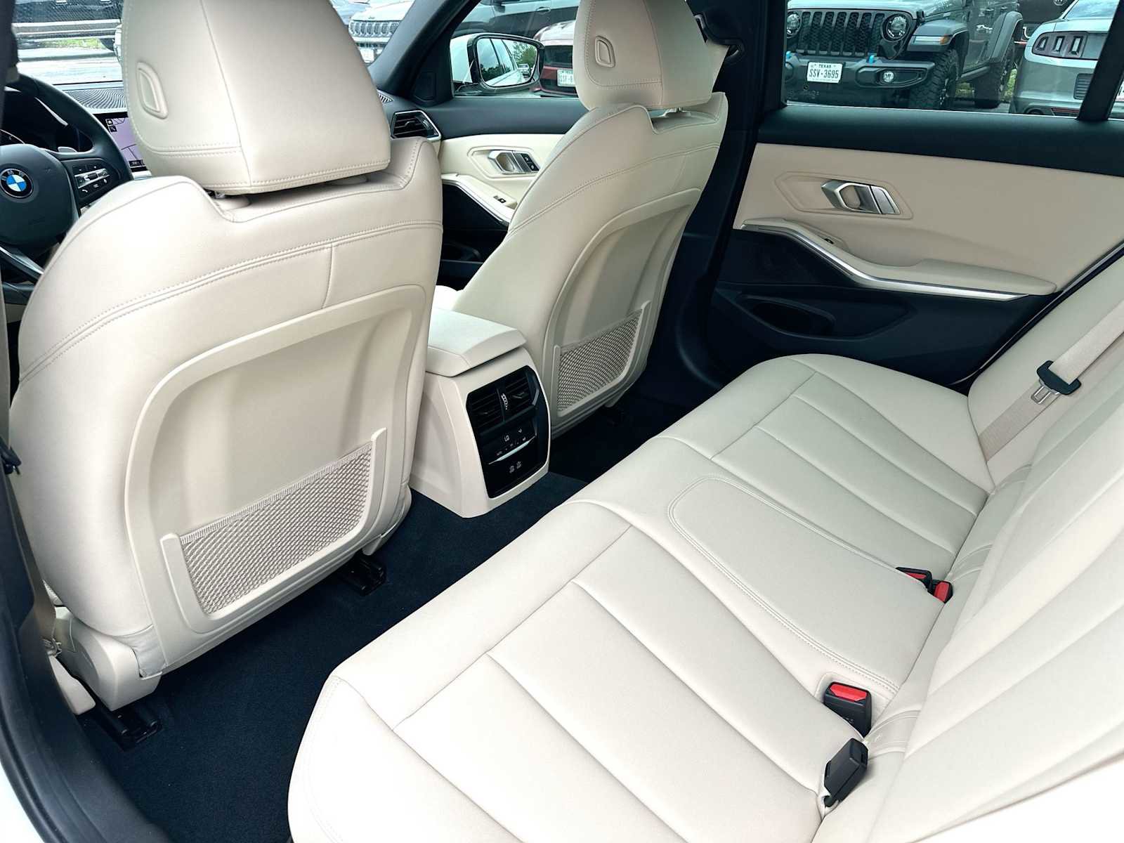 Used 2021 BMW 330i Sedan w/ Convenience Package image 24