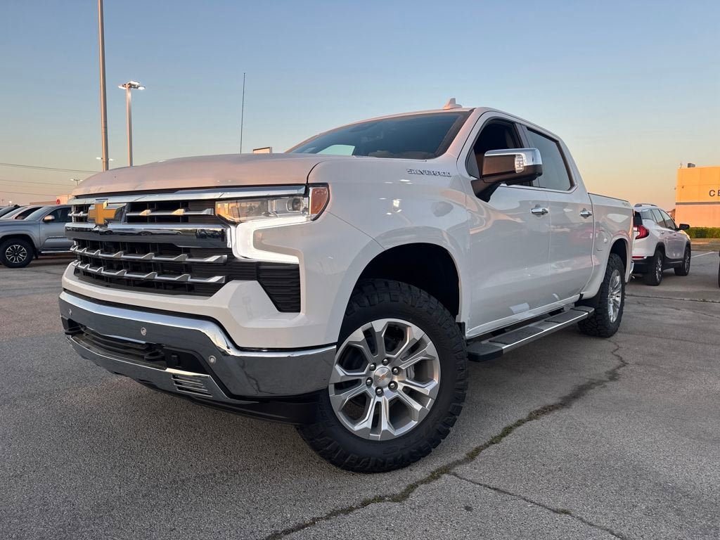 New 2026 Chevrolet Silverado 1500 LTZ w/ LTZ Premium Package AWD/4WD image 1