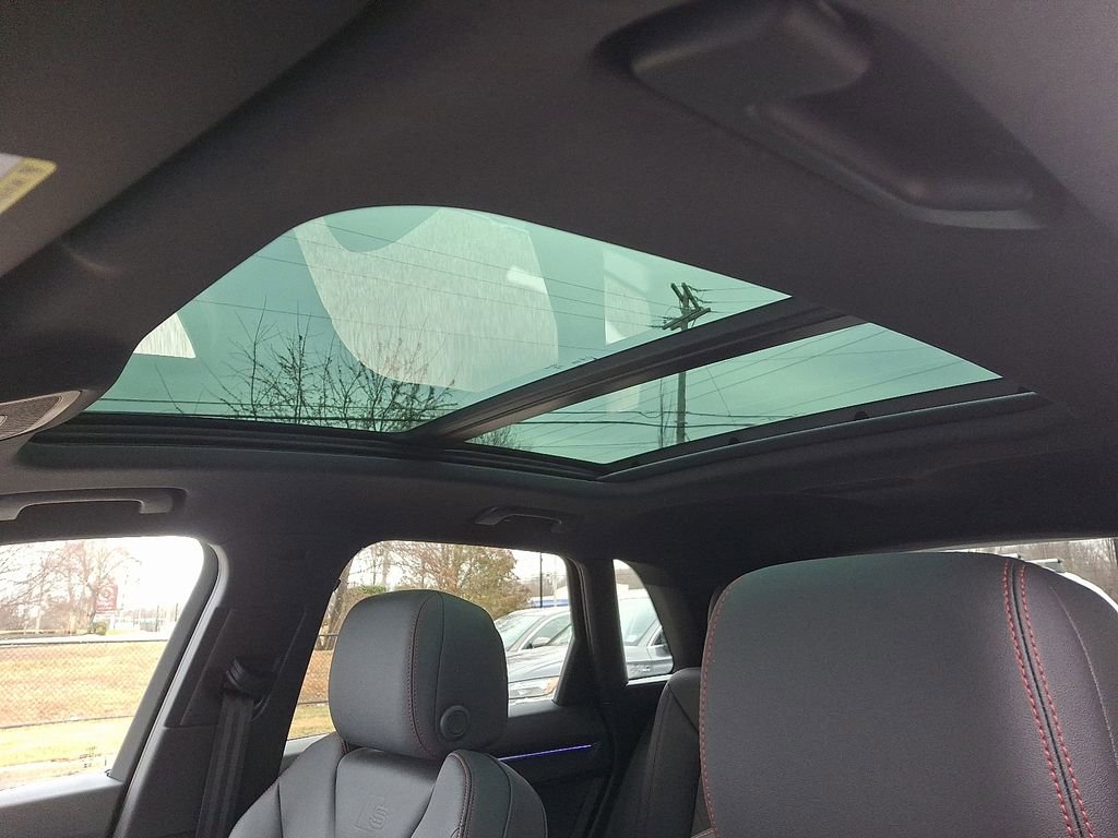 Certified 2025 Audi Q3 2.0T Premium Plus w/ Premium Plus Package image 15