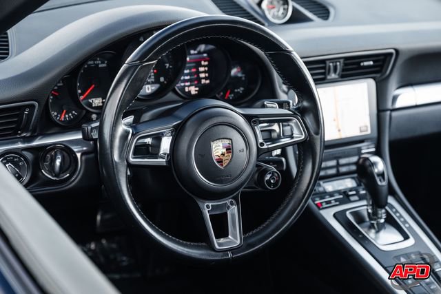 Used 2017 Porsche 911 Carrera image 6