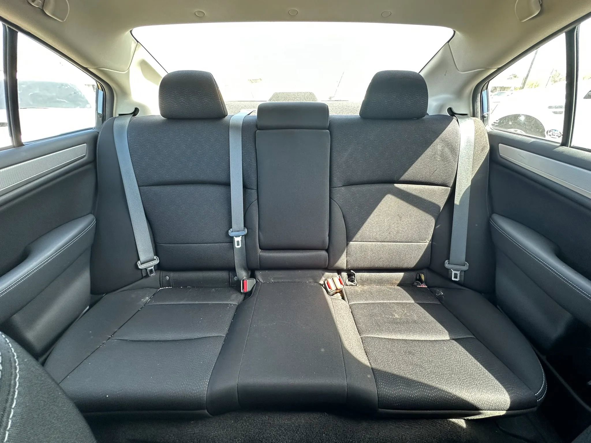 Used 2015 Subaru Legacy 2.5i AWD/4WD image 16