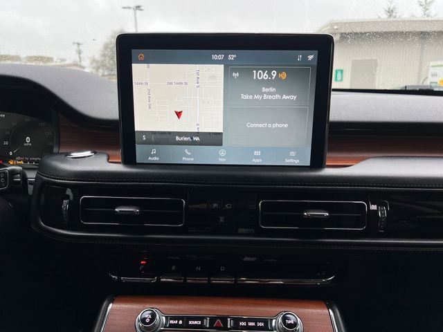 Used 2020 Lincoln Aviator Reserve w/ Equipment Group 202A image 27