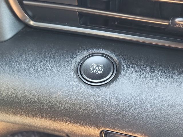 Used 2025 Hyundai Elantra Sport image 10